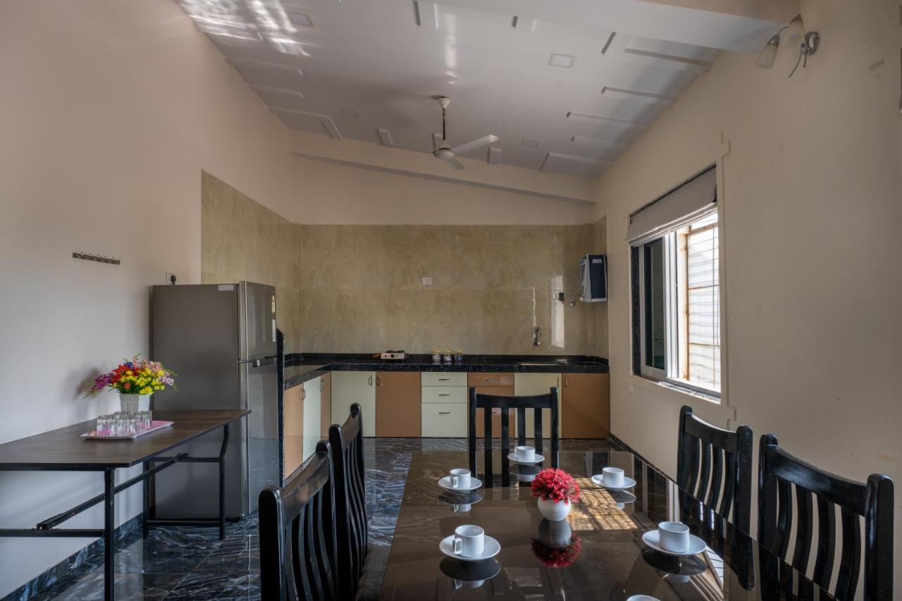 Hillrock Resort & Villas, Neral-Karjat Esterno foto