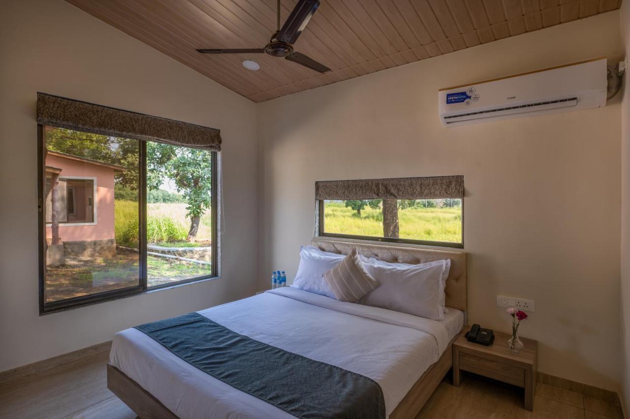 Hillrock Resort & Villas, Neral-Karjat Esterno foto